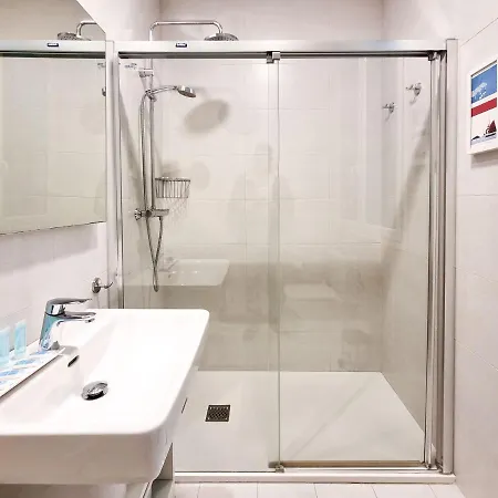 Buen Pastor Cathedral - Iberorent * سان سيباستيان